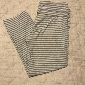 Athleta Cropped Leggings